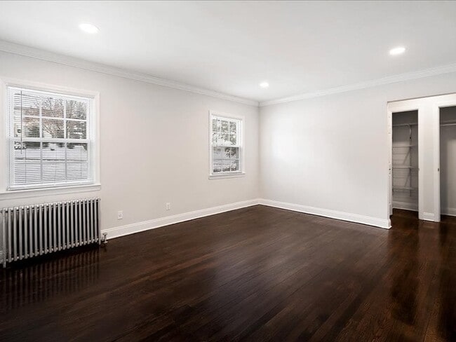 Photo - Hilltop Manor Apartments