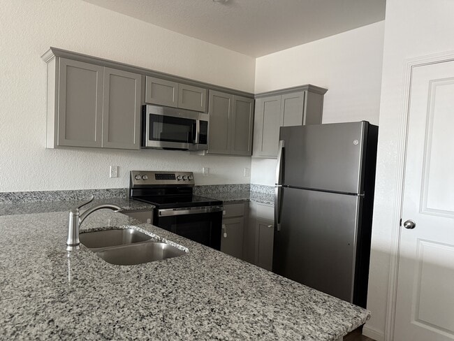 Photo - 5903 Betty Lou Dr