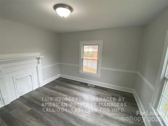 Photo - 198 Brown St SW