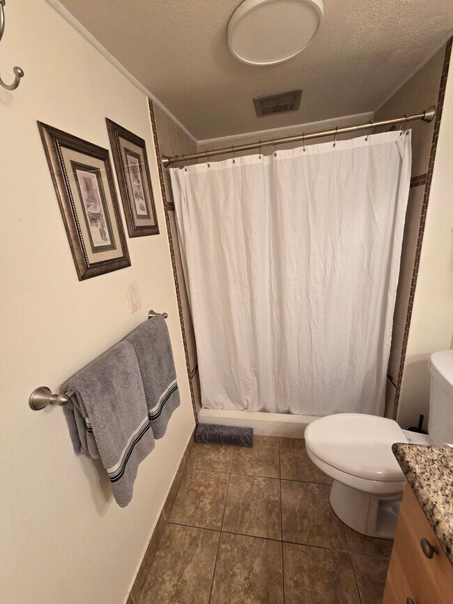 Photo - Furnished 1 bedroom in Waikiki Unit 1007