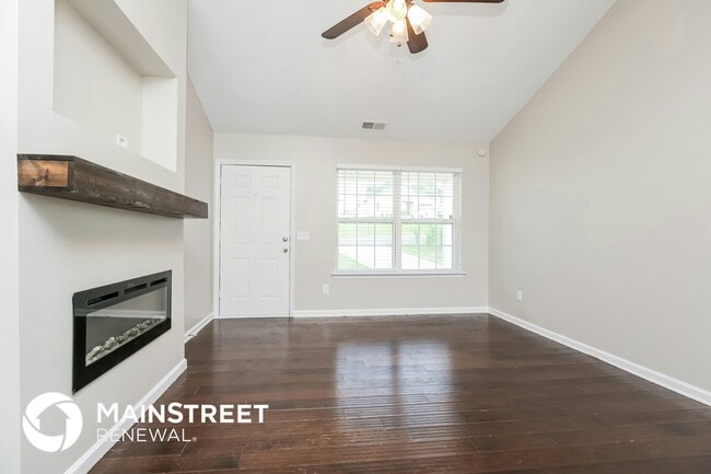 Photo - 404 Ty Cobb Cove