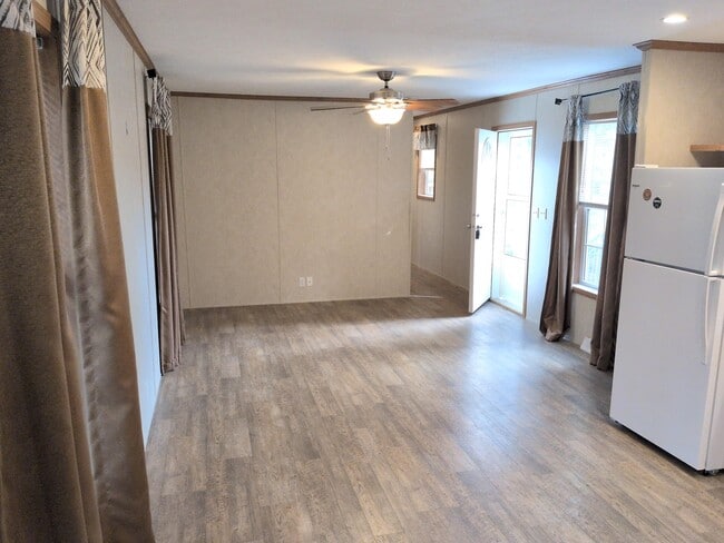 Photo - 35 Dudley Pl