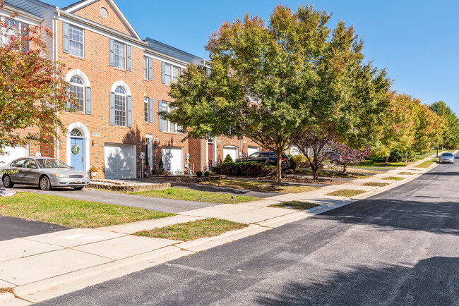 Photo - 2431 Jostaberry Way Townhome