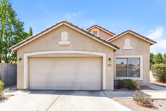 Building Photo - 2609 N 107th Ln Rental