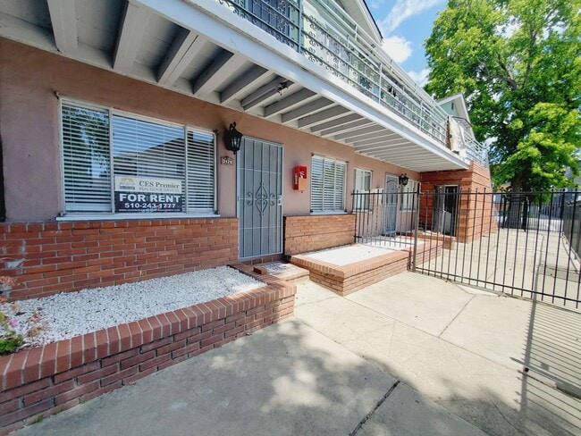 Photo - Ground floor One bedroom with Private Patio Unit 3126 Ashbrook