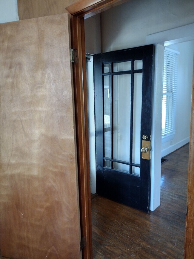 Photo - 705 W 13th St