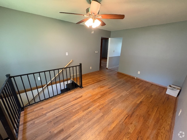 Building Photo - 1620-1622 63rd St Rental
