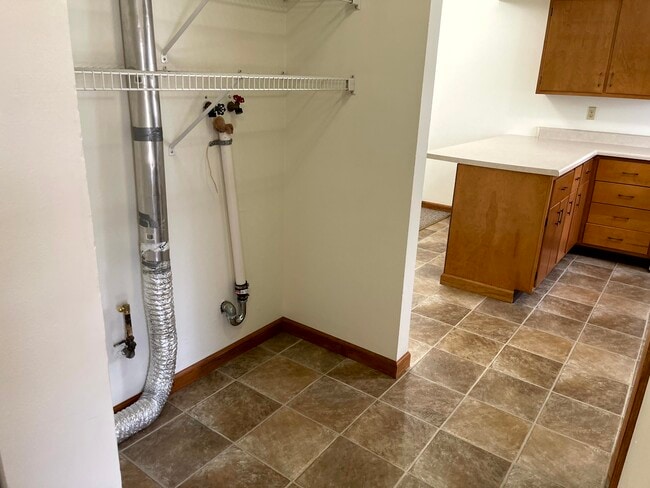 Photo - 6 Florentine Ct