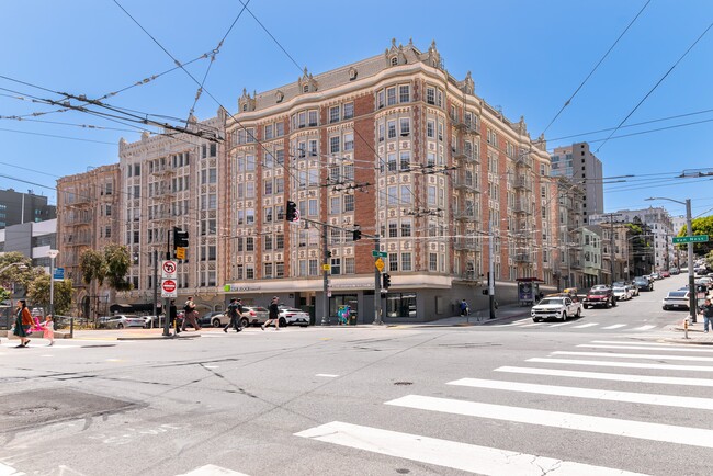 Photo - 1755 Van Ness Avenue