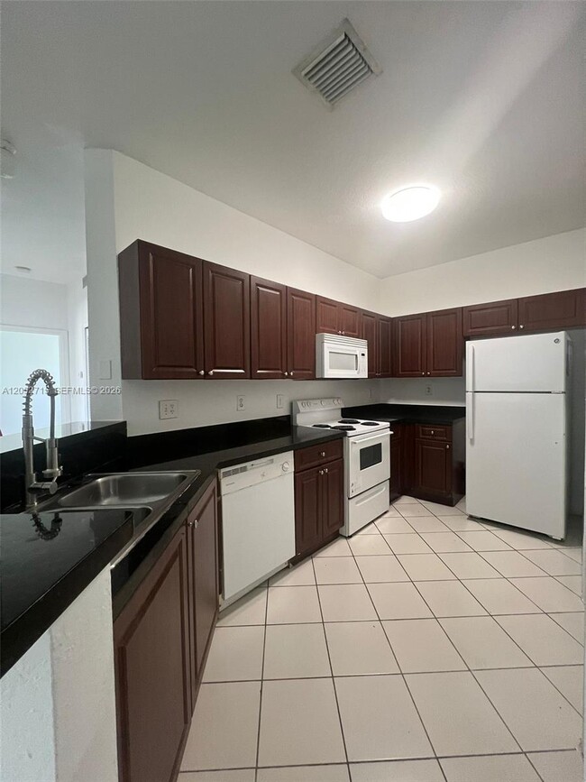 Photo - 7200 NW 177th St Unit 206-7