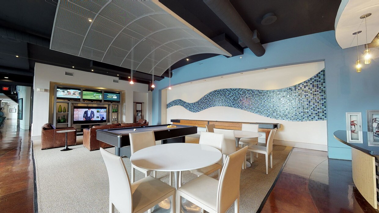 Photo - The Crescent at Fells Point Apartments