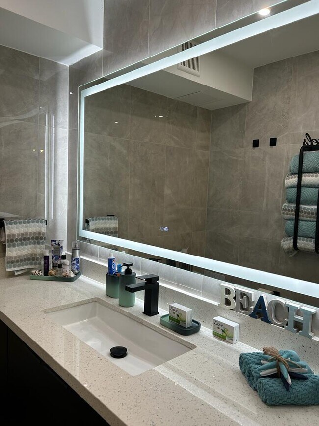 Photo - 2501 S Ocean Dr Unit 617