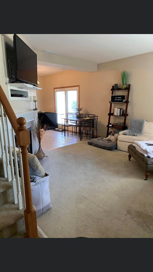 Living Room - 2154 Ridgeview Cir