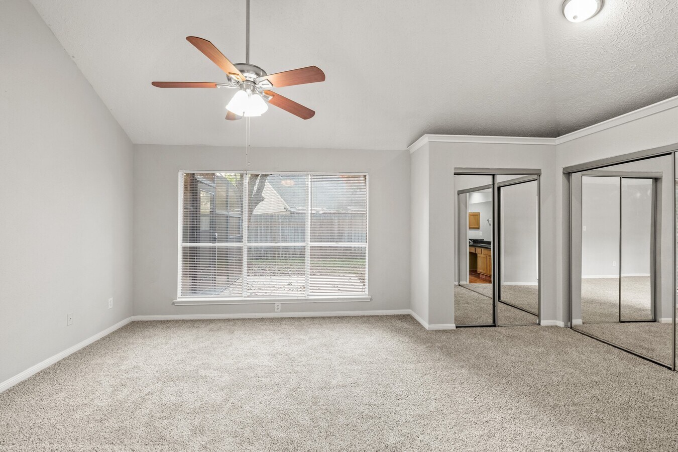 Photo - 10823 Fairstone Dr