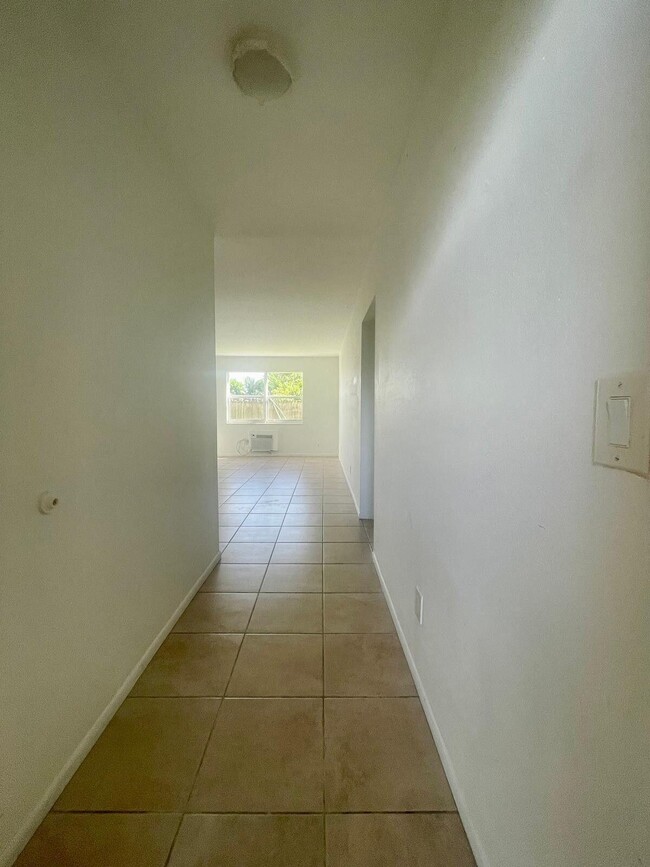 Photo - 1050 E Sample Rd Unit 110
