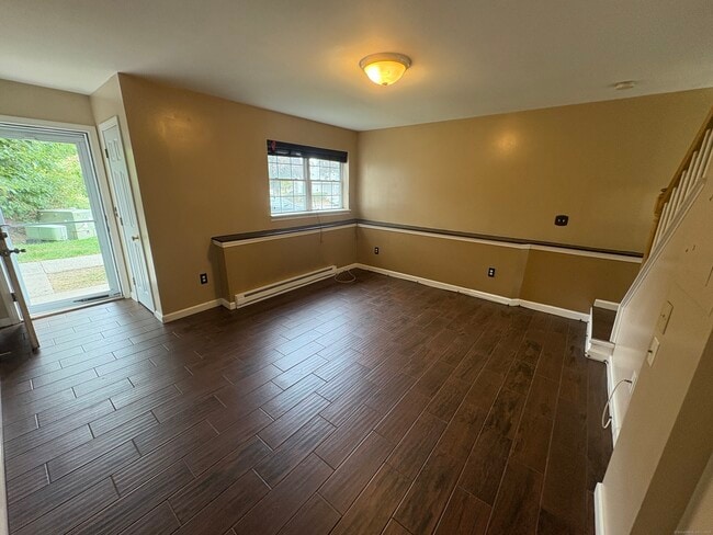 Photo - 92 Hamden Ave Unidad APT 2