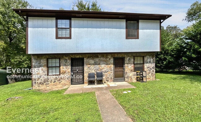 Building Photo - 5243 Donlyn Dr Unit A Rental