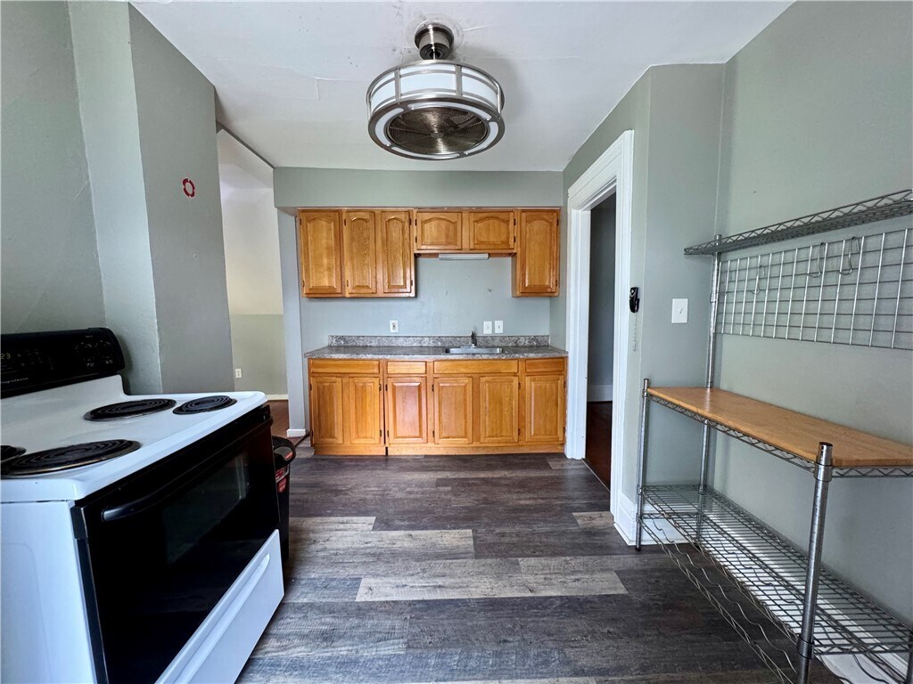 Photo - 39 Edmonds St