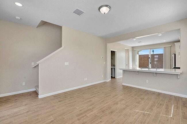 141 Nabors Dr S