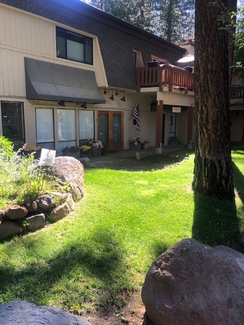 Building Photo - 120 Country Club Dr Unit 7