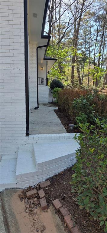 605 Dalrymple Rd