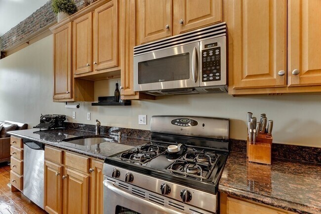 Photo - 141 Washington St Unit 2