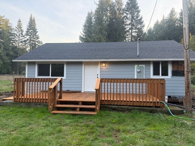 Building Photo - 15144 Sitkum Ln