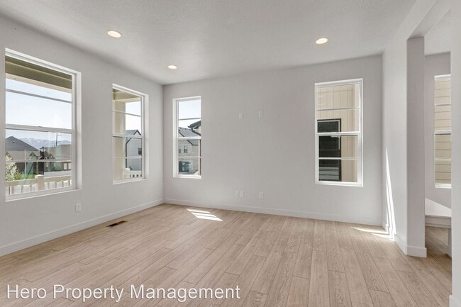 Photo - 3 br, 2.5 bath House - 412 West 3050 North,