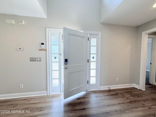 Photo - 5511 La Moya Ave