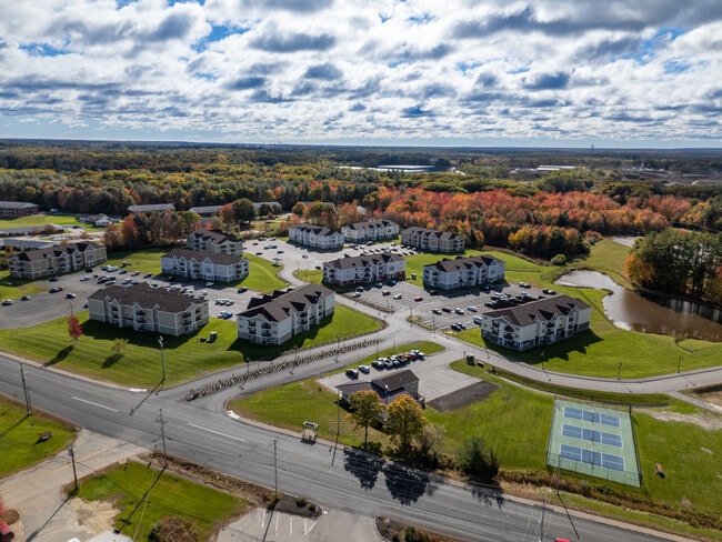 The Complex - Lilac & Monument Garden