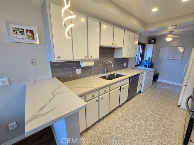 Photo - 8828 Pershing Dr