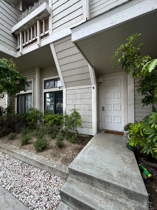 Building Photo - 4676 Don Lorenzo Dr Rental