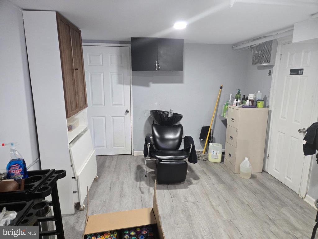 Photo - 5901 Nassau Rd