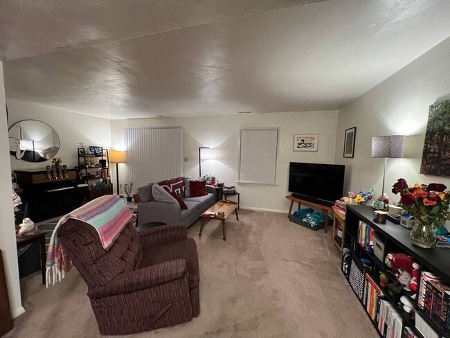 Photo - Beautiful Haymarket Square Home