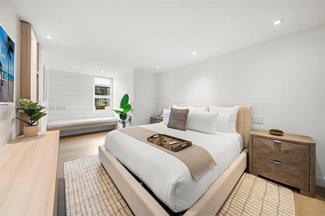 Photo - 2301 Collins Ave Unit APT 630