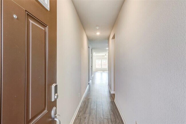 Photo - 2853 Moyer Ln