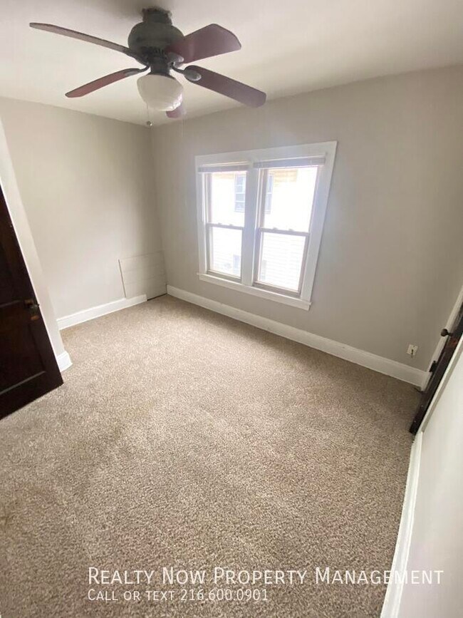 Photo - 8225 Rosewood Ave Unidad 2