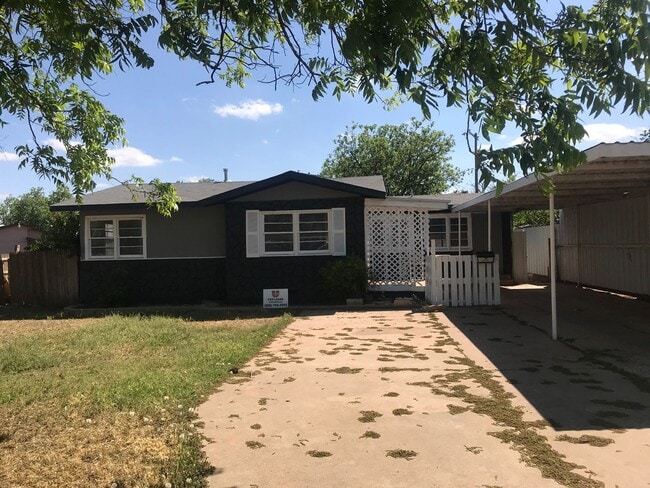 Photo - $0 First Month's Rent / $0 Deposit at Move-in