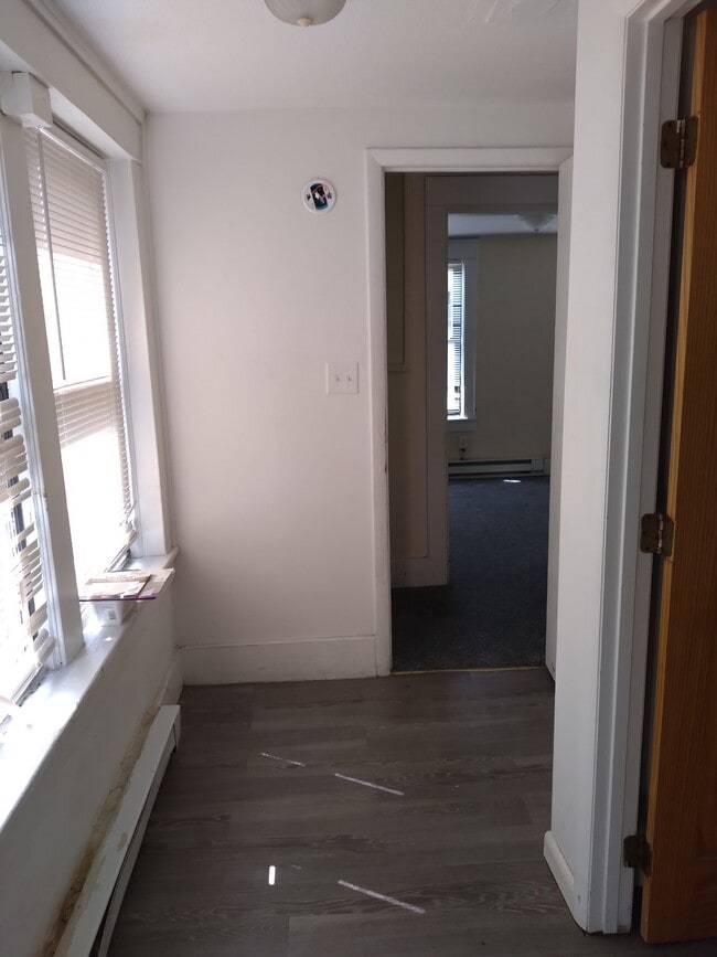 Hallway - 664 Spruce St Unit 2