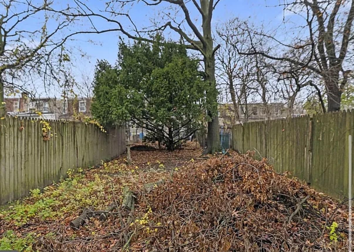 Photo - 910 Mechanic St