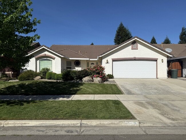 Building Photo - Charming 3-bedroom, 2-bath home in North Merced!