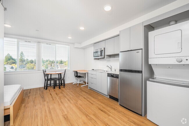 Studio - 289SF
