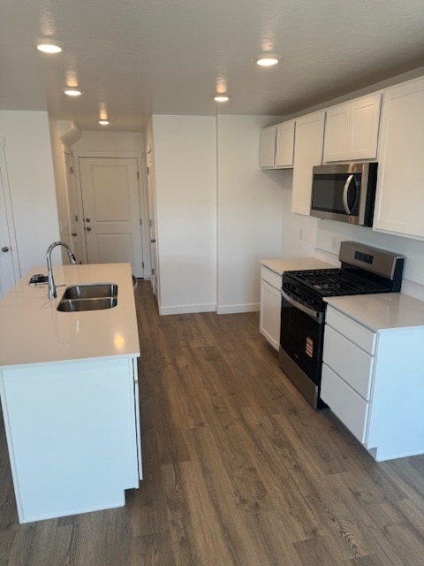 Photo - 877 E Oakum Ln