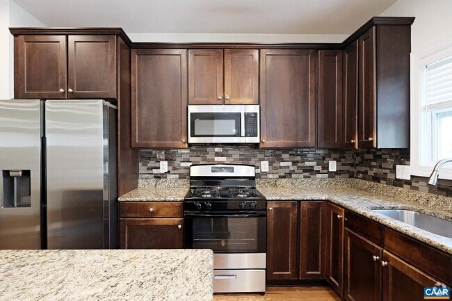 Building Photo - 2135 Saranac Ct Rental