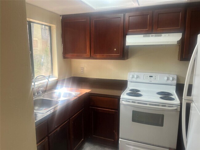 Photo - 513 SW 68th Terrace Casa