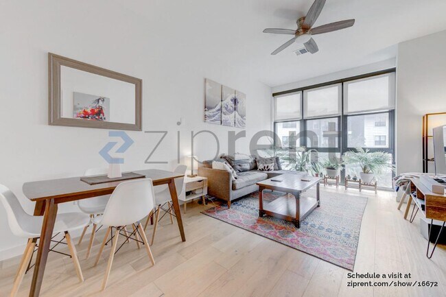 Photo - 800 Embassy Dr