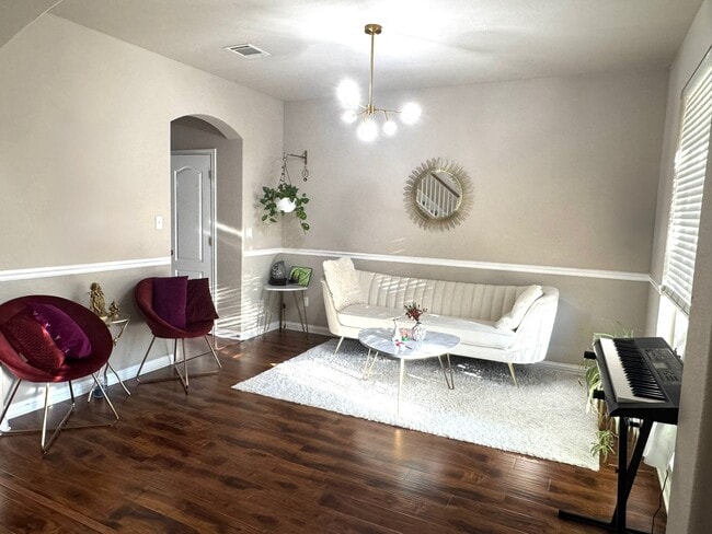 Photo - 609 Arrowhead Trail