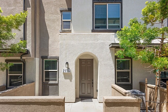 Building Photo - 2116 Solara Ln Unit - Rental