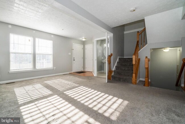 Photo - 5224 Leavers Ct