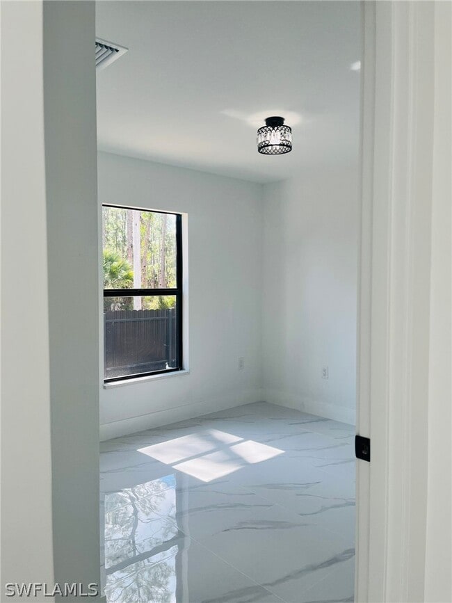 Photo - 1112 East 12th Street